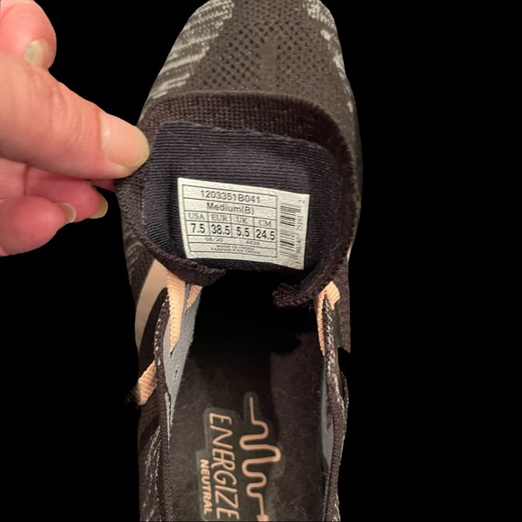 Brooks Levitate 4 Running Shoe 7.5 EUC - Picture 10 of 10